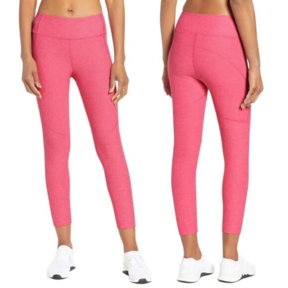 Outdoor Voices | Warmup 3/4 Athletic Legging in Flamingo Pink Size Medium - Picture 1 of 7